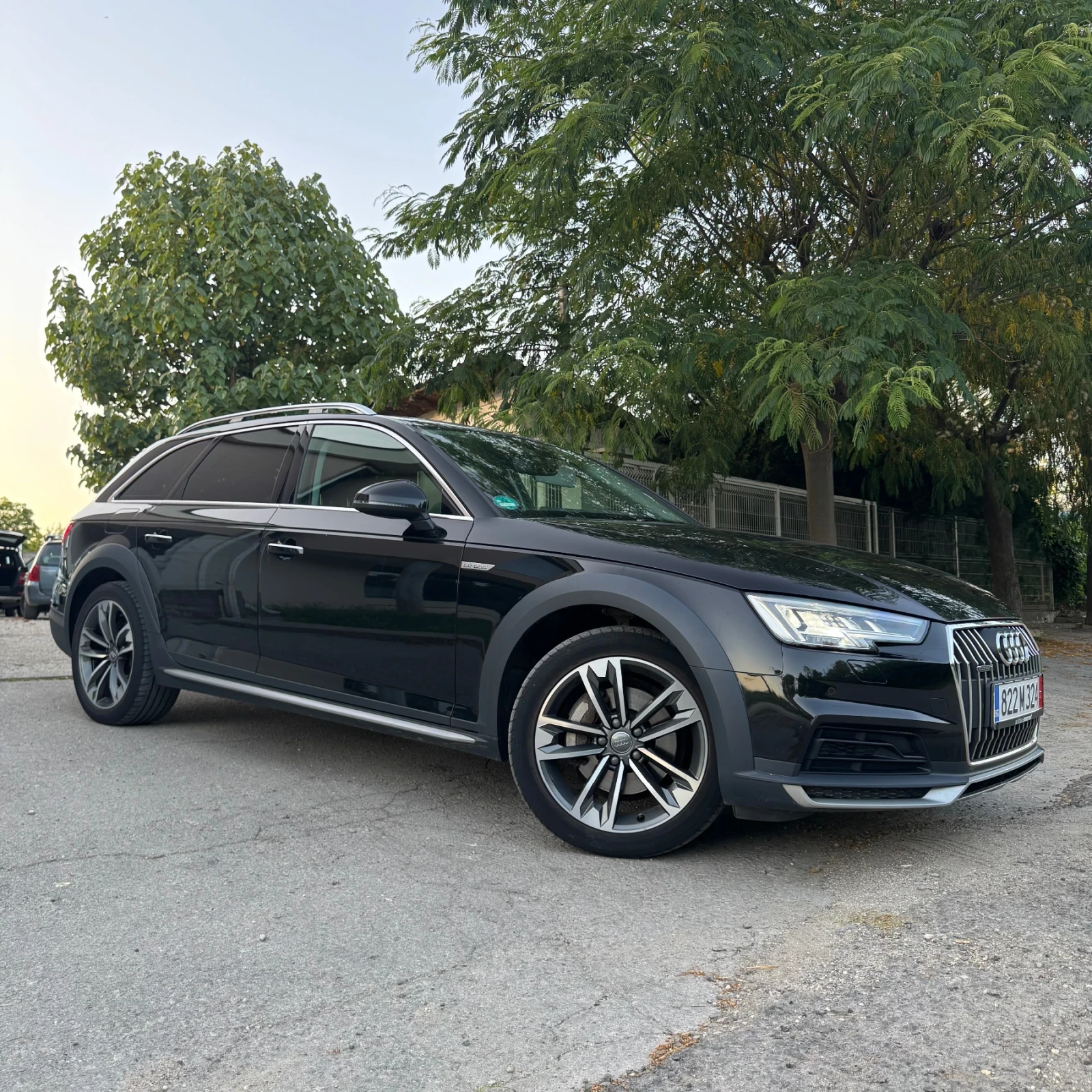 Audi A4 Allroad 3.0 TDI Quattro, снимка 3 - Автомобили и джипове - 54376832