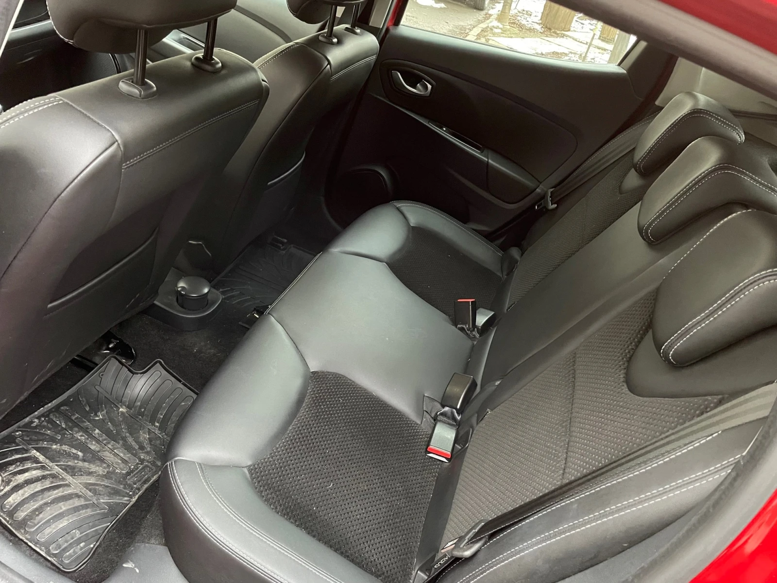 Renault Clio, снимка 5 - Автомобили и джипове - 54416495