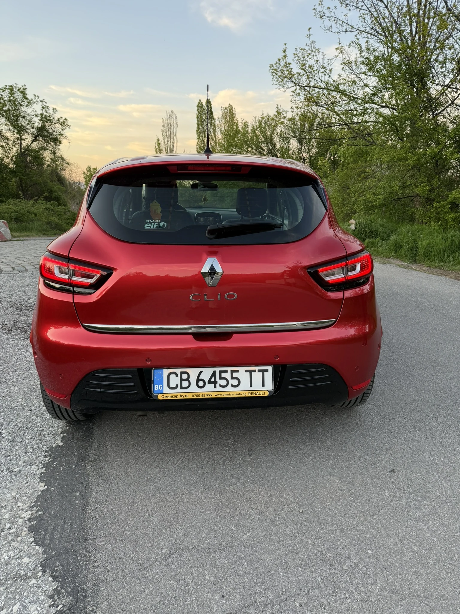 Renault Clio, снимка 10 - Автомобили и джипове - 54416495