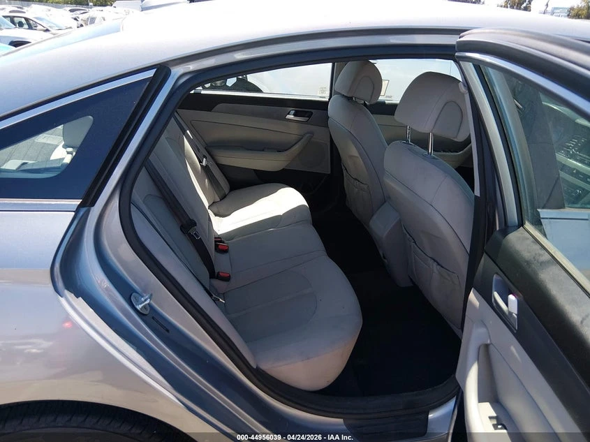 Hyundai Sonata 2.4L I-4 DI, DOHC, VVT, 185HP Front Wheel Drive | Mobile.bg � ����������� 8