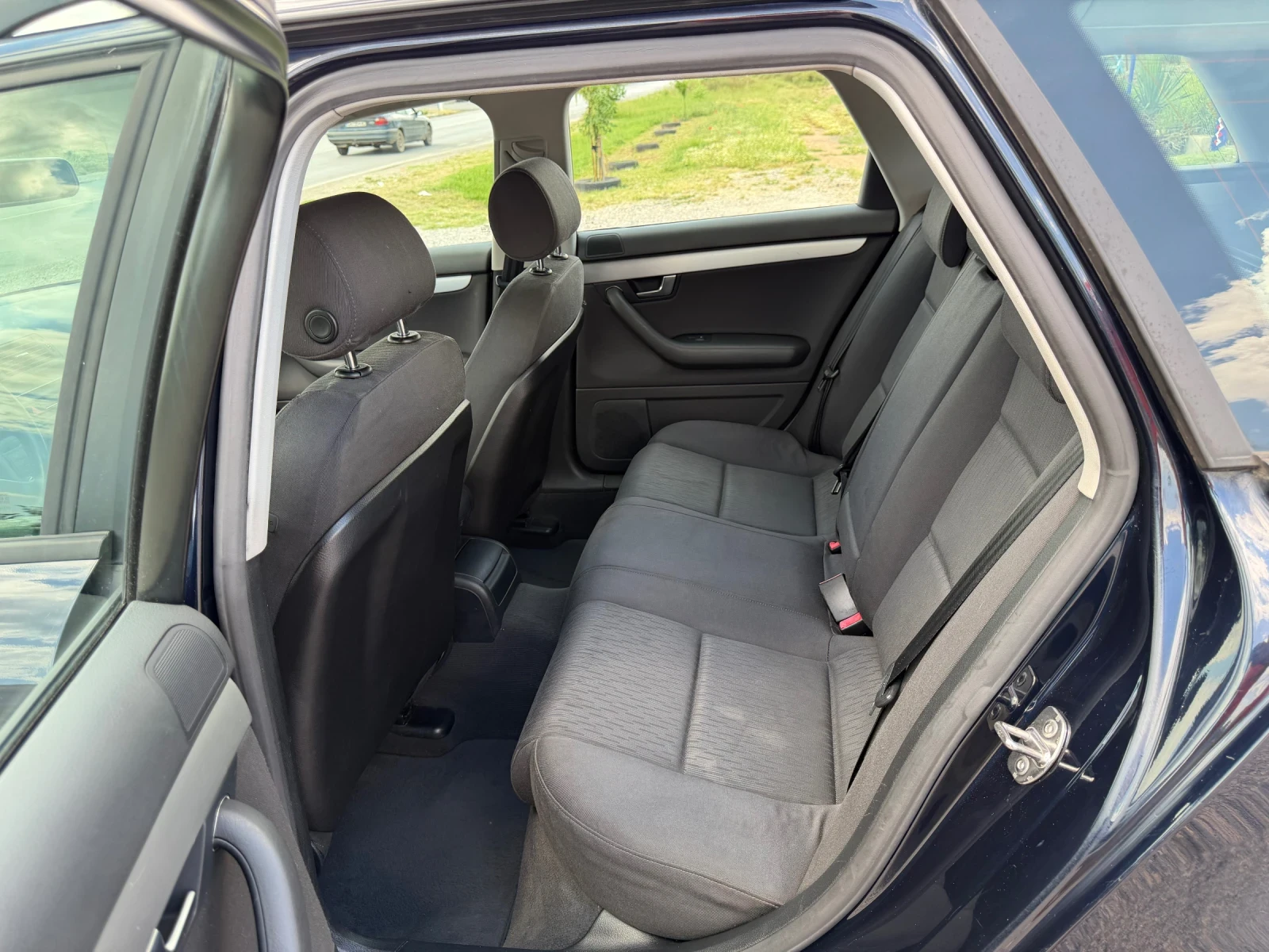 Audi A4 2.0/КАТО НОВО, снимка 12 - Автомобили и джипове - 54829785