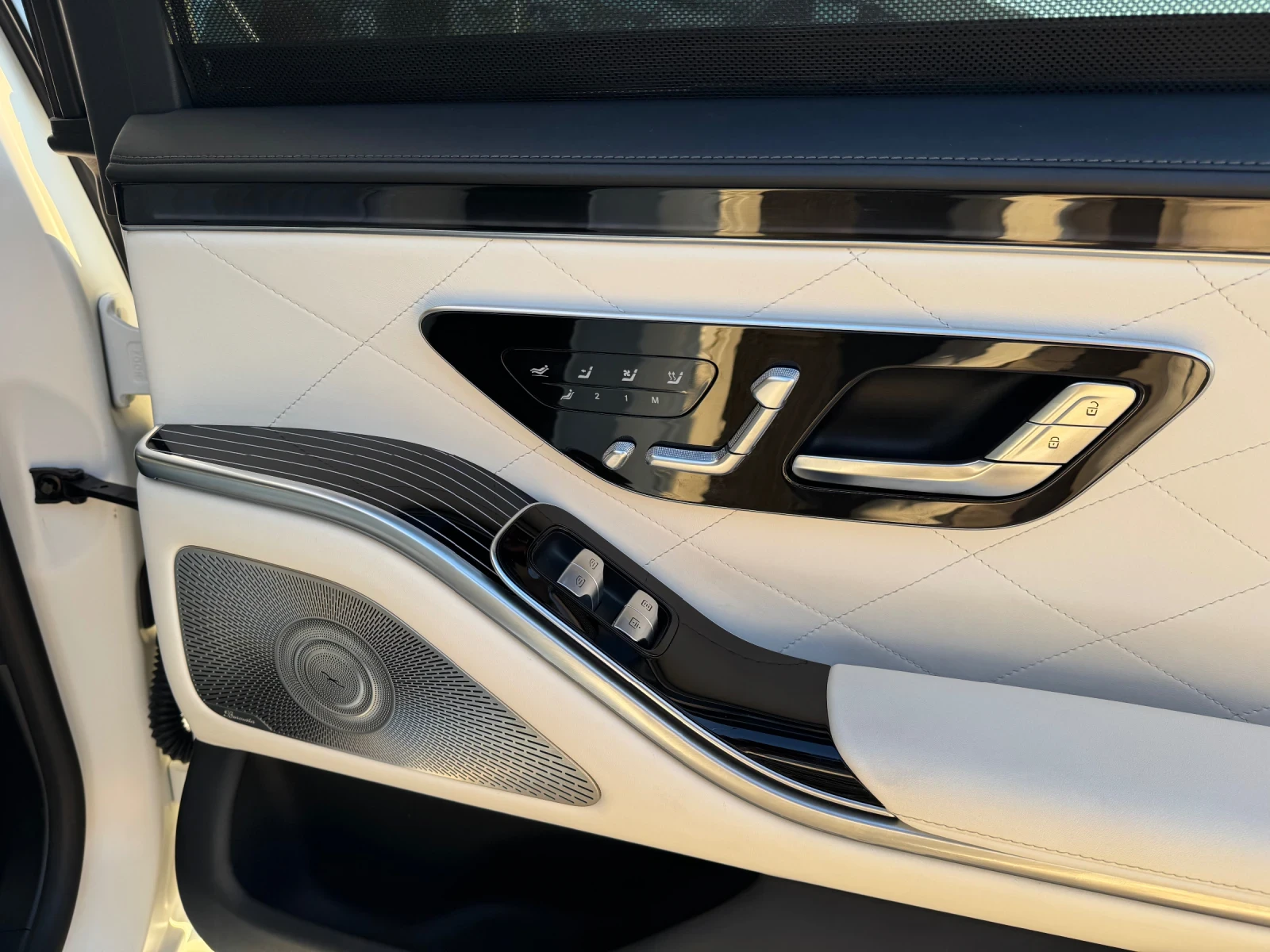 Mercedes-Benz S 400 L AMG 4Matic Manifaktur, снимка 10 - Автомобили и джипове - 55262547