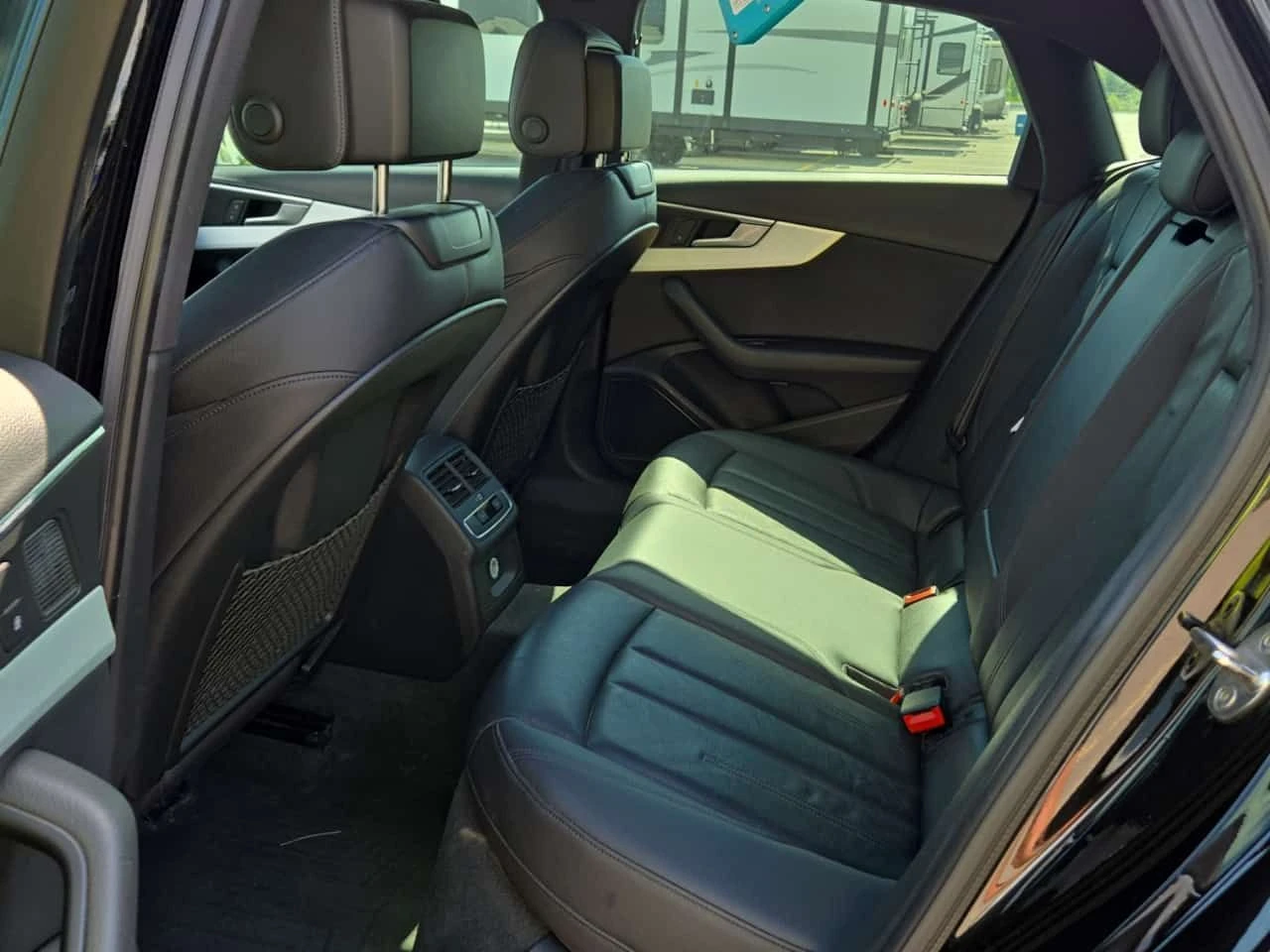 Audi A4 S LINE/TECHNIK/CARFAX/ПОДГРЕВ/ШИБЕДАХ/ПАМЕТ, снимка 12 - Автомобили и джипове - 55305208