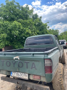 Toyota Hilux 2500 | Mobile.bg    2