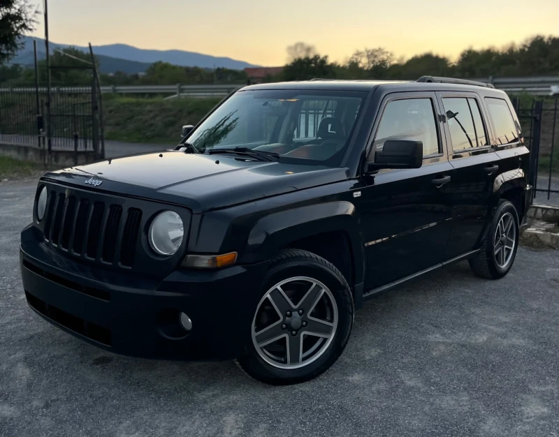 Jeep Patriot 2.0CRD* 4X4* NAVI* SPORT* TOP, снимка 1 - Автомобили и джипове - 47335261