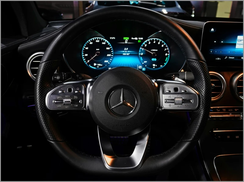 Mercedes-Benz GLC 300 GLC300e* AMG Line* 4matic, снимка 11 - Автомобили и джипове - 48227367