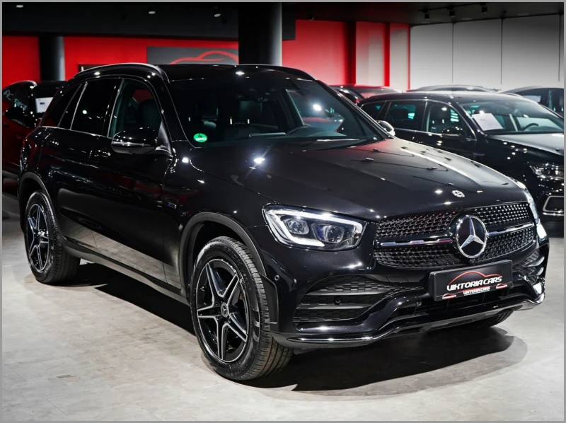 Mercedes-Benz GLC 300 GLC300e* AMG Line* 4matic, снимка 1 - Автомобили и джипове - 48227367