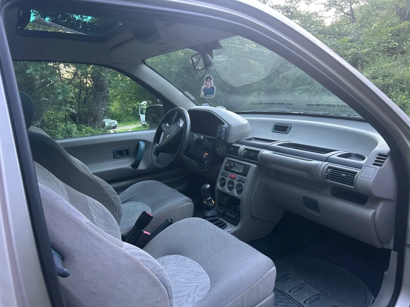 Land Rover Freelander, снимка 11 - Автомобили и джипове - 52553218