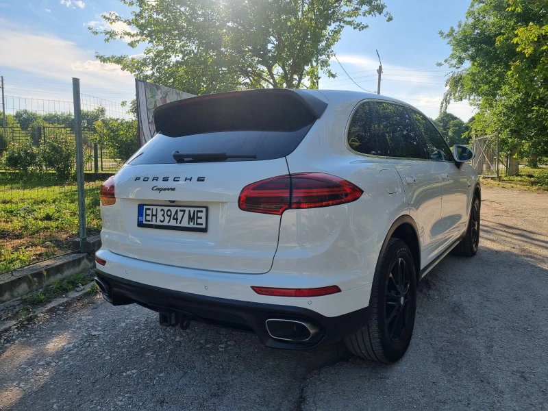 Porsche Cayenne 3.0D FACELIFE, снимка 2 - Автомобили и джипове - 52011987