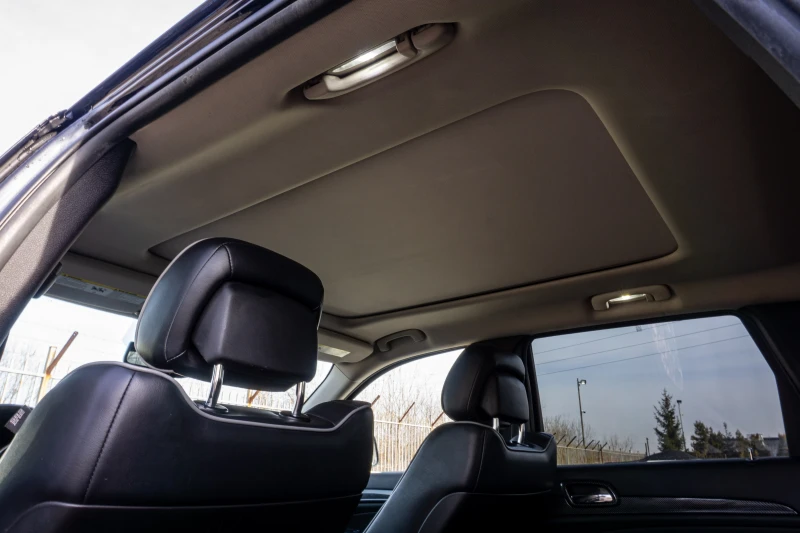 Jeep Grand cherokee OVERLAND-6 МЕСЕЦА ГАРАНЦИЯ-РЕАЛНИ КИЛОМЕТРИ-ТОП, снимка 10 - Автомобили и джипове - 52835942