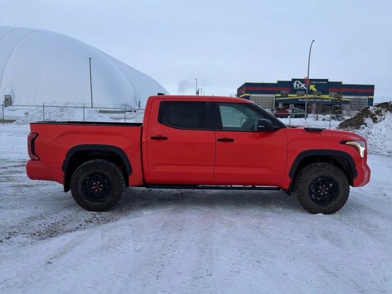 Toyota Tundra * LIMITED HYBRID * CARFAX * БЕЗ ПЪРВОНАЧАЛНА ВНОСК, снимка 3 - Автомобили и джипове - 53086962