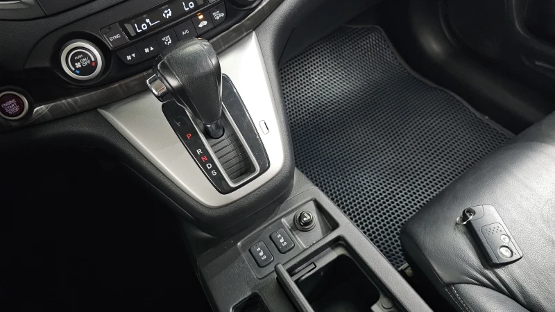 Honda Cr-v 4WD EX.L autogeorge.com, снимка 8 - Автомобили и джипове - 53096525