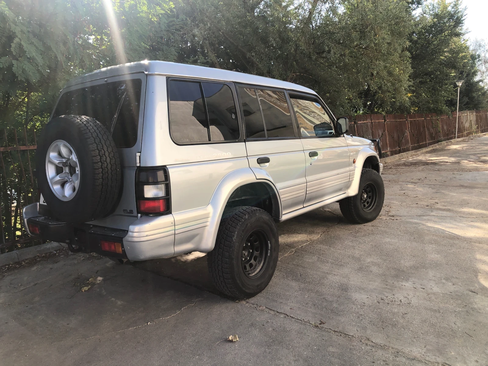 Mitsubishi Pajero 2.8 TDI - изображение 7