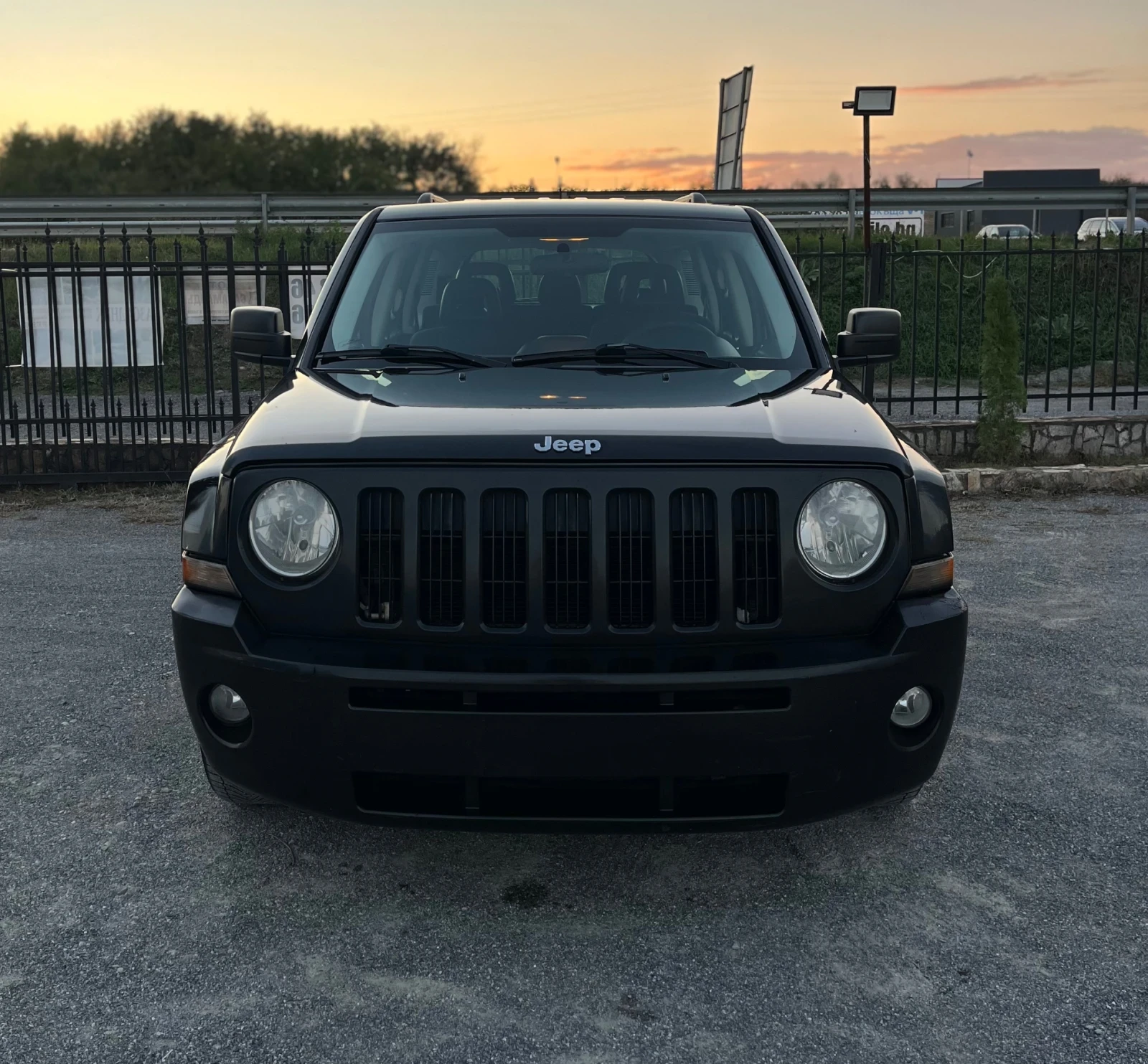 Jeep Patriot 2.0CRD* 4X4* NAVI* SPORT* TOP - изображение 2