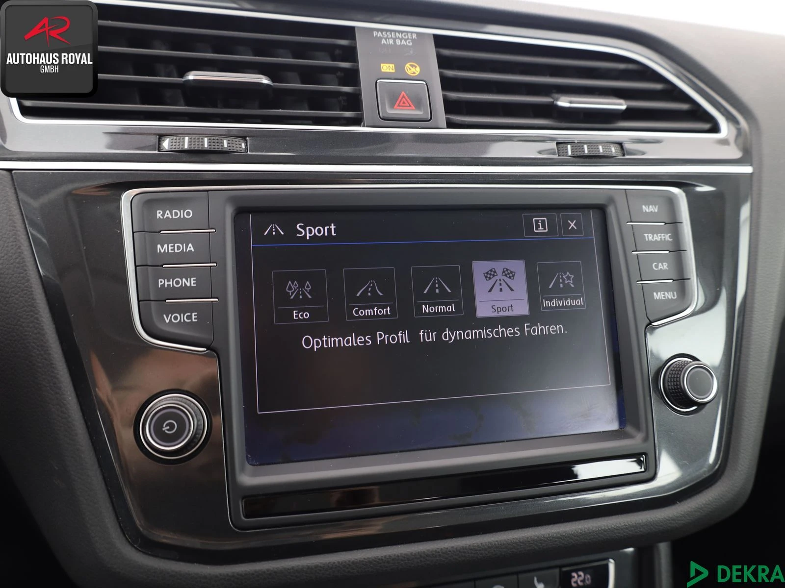 VW Tiguan 2.0 tdi R LINE  - изображение 4