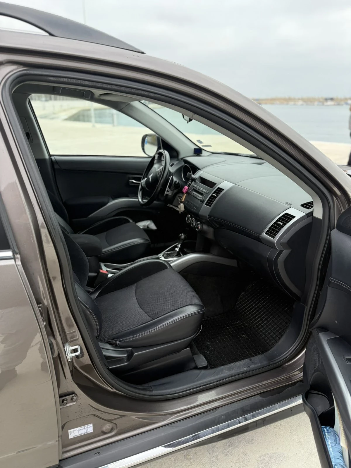 Mitsubishi Outlander  - изображение 9