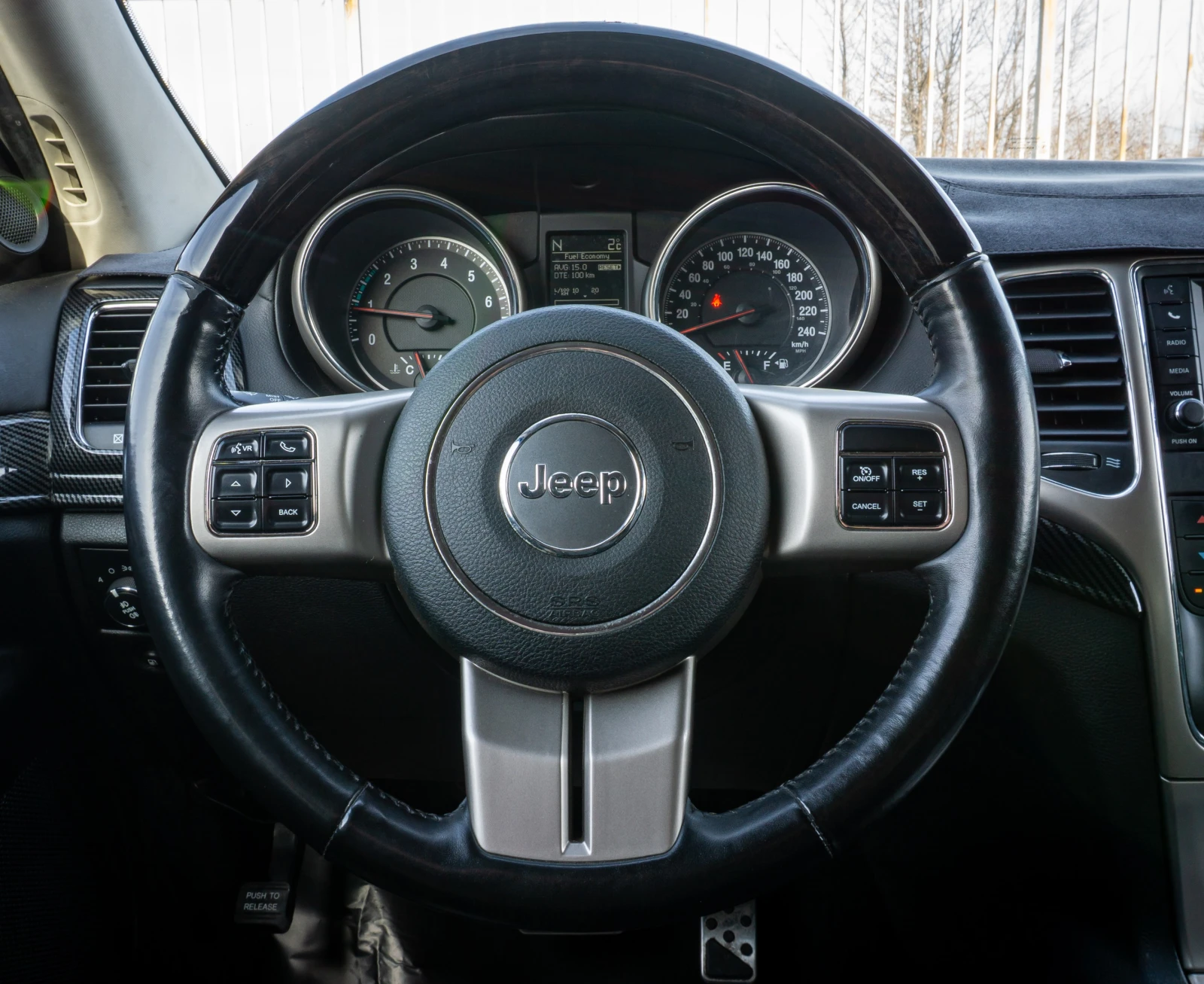 Jeep Grand cherokee OVERLAND-6 МЕСЕЦА ГАРАНЦИЯ-РЕАЛНИ КИЛОМЕТРИ-ТОП - изображение 9