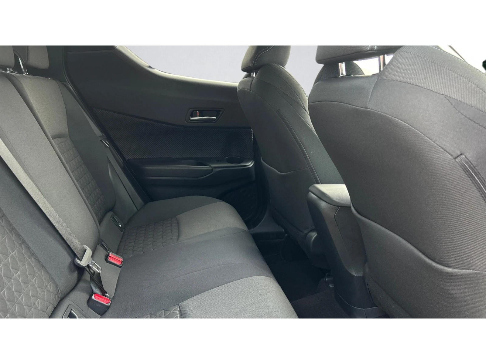 Toyota C-HR Месечна вноска от 270   - изображение 7