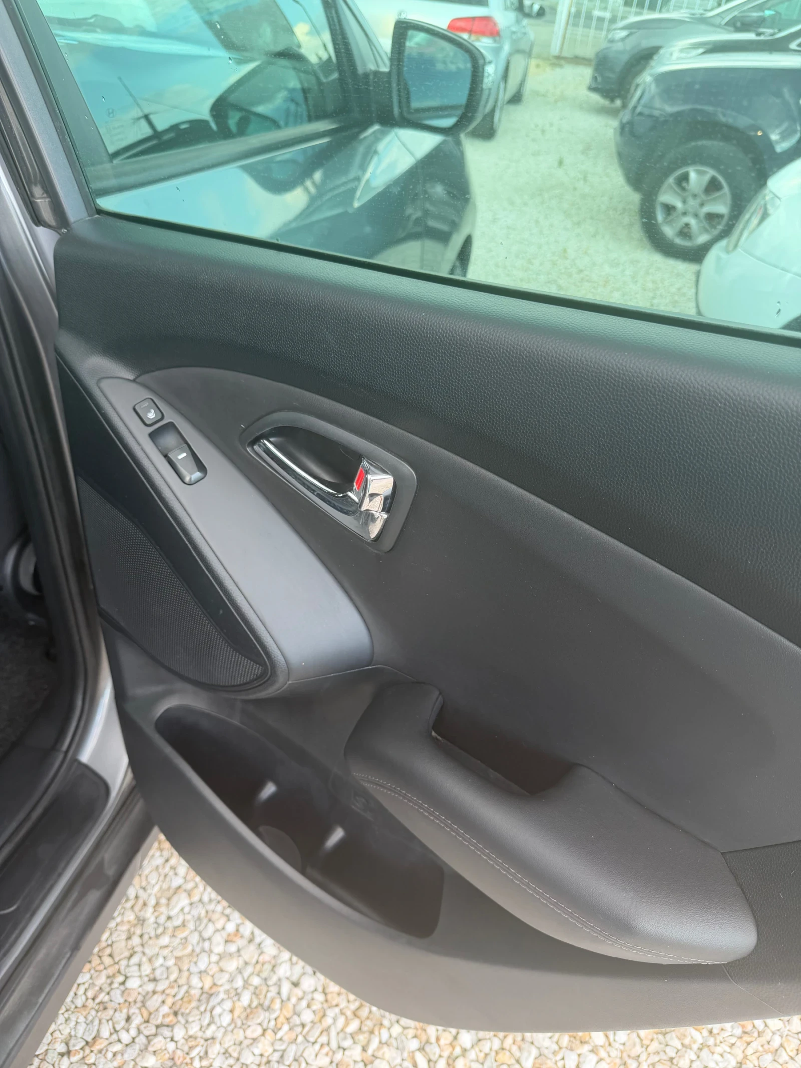 Hyundai IX35 2.0D, снимка 10 - Автомобили и джипове - 55156797