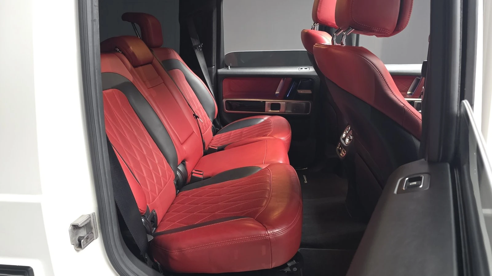 Mercedes-Benz G 63 AMG ���* �����* 360* KEYLESS* BLIND SPOT* ������ ���� | Mobile.bg � ����������� 11