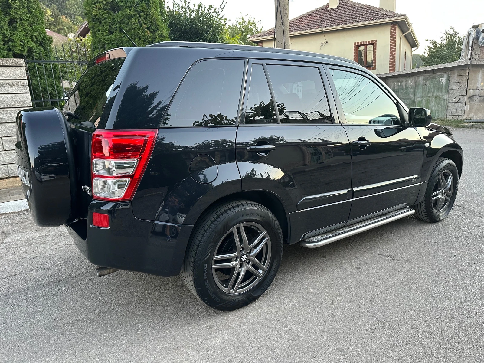 Suzuki Grand vitara 2.0i 140к.с., снимка 3 - Автомобили и джипове - 55437177