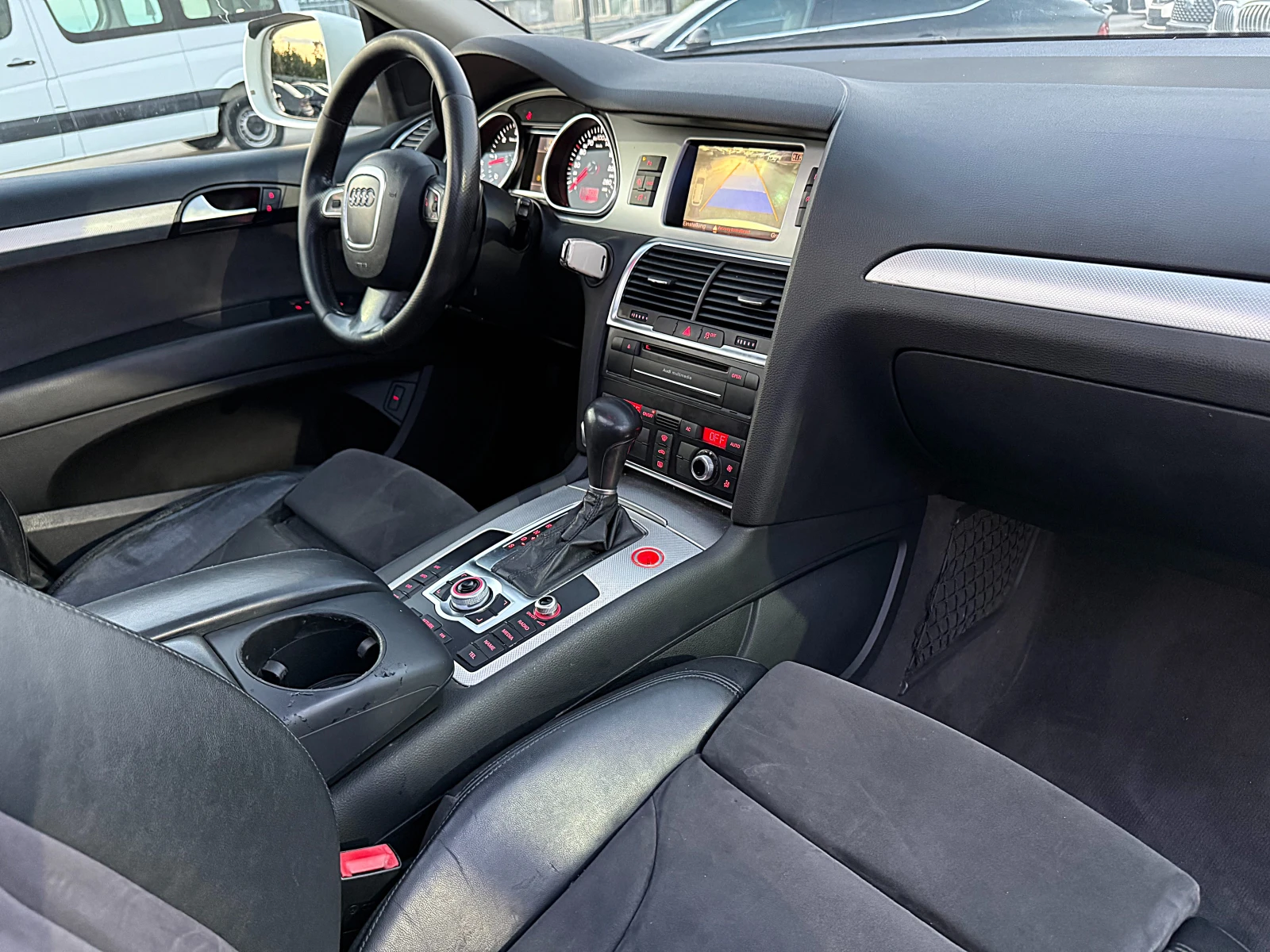 Audi Q7 Sline-7места-Led-Bixenon-Alkantar-Panorama-Full, снимка 14 - Автомобили и джипове - 55470900