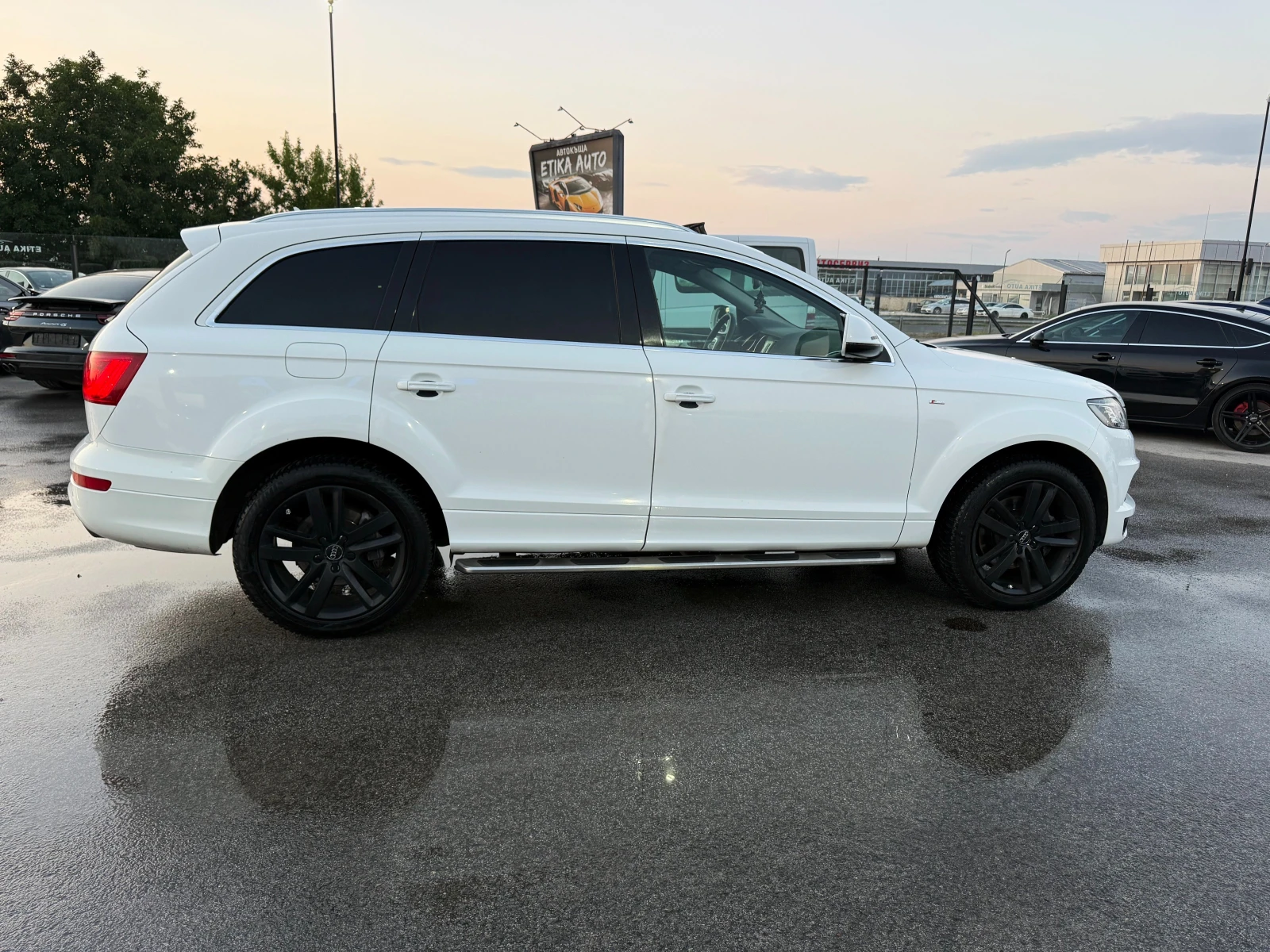 Audi Q7 Sline-7места-Led-Bixenon-Alkantar-Panorama-Full, снимка 7 - Автомобили и джипове - 55470900