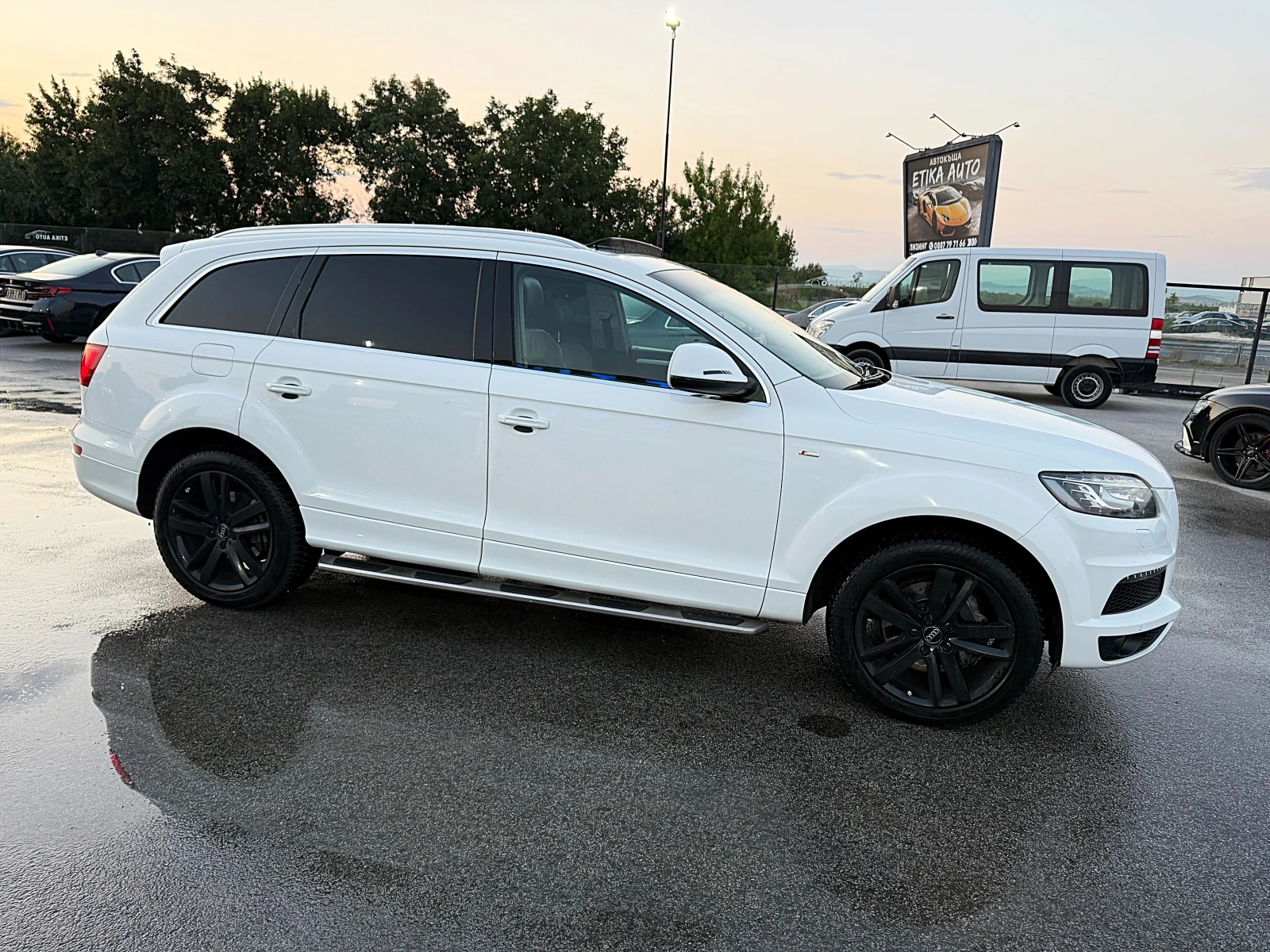 Audi Q7 Sline-7места-Led-Bixenon-Alkantar-Panorama-Full, снимка 2 - Автомобили и джипове - 55470900