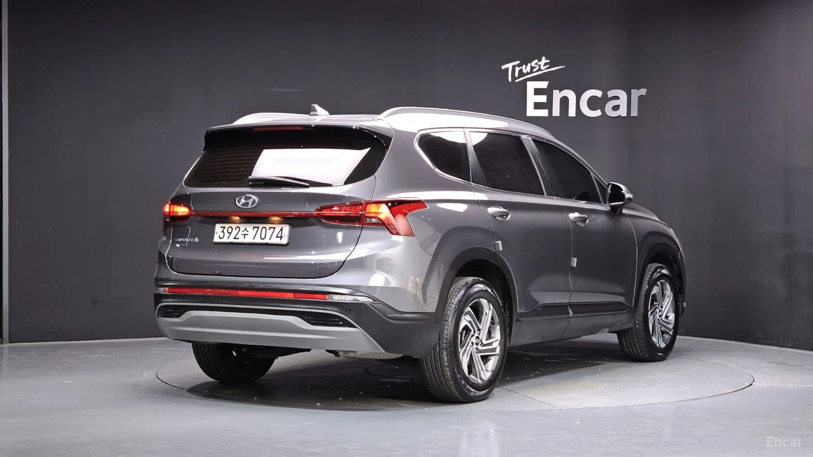 Hyundai Santa fe 2WD PREMIUM* КОЖА* ОБДУХВ* НАВИ* АВТОКРЕДИТ, снимка 2 - Автомобили и джипове - 55678217