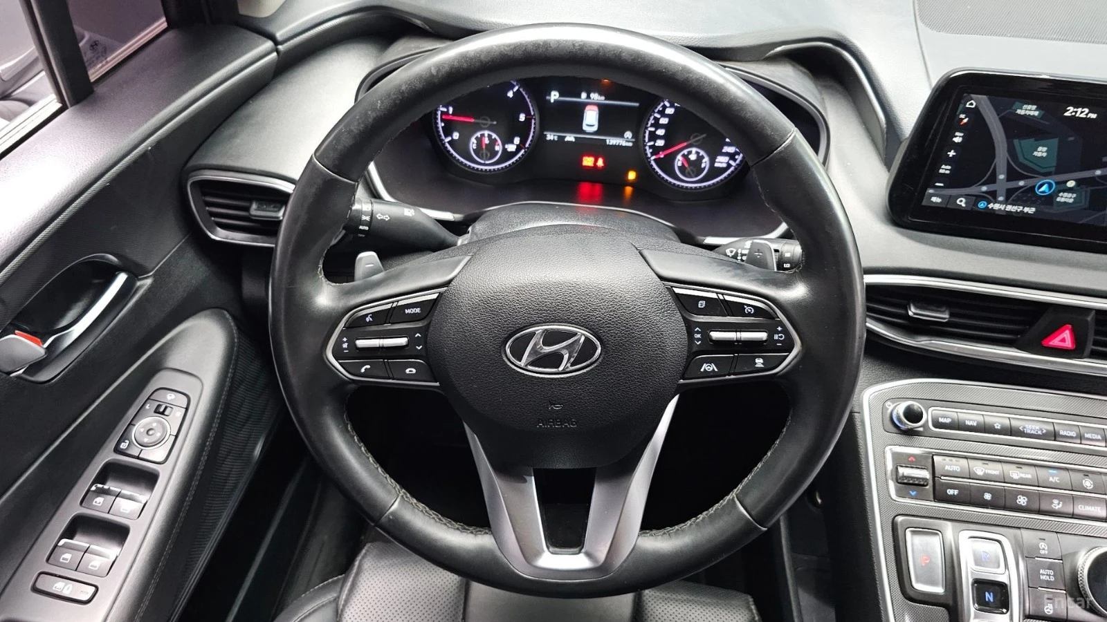 Hyundai Santa fe 2WD PREMIUM* КОЖА* ОБДУХВ* НАВИ* АВТОКРЕДИТ, снимка 10 - Автомобили и джипове - 55678217