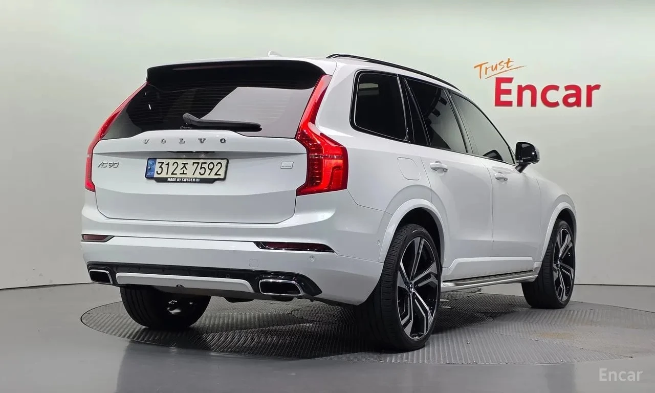 Volvo Xc90 * T8 R Design Hybrid * , снимка 2 - Автомобили и джипове - 56734050