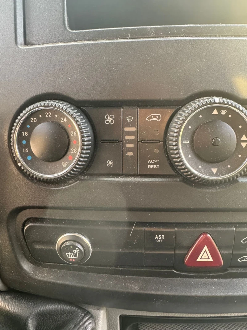 Mercedes-Benz Sprinter 318, снимка 8 - Бусове и автобуси - 53088025