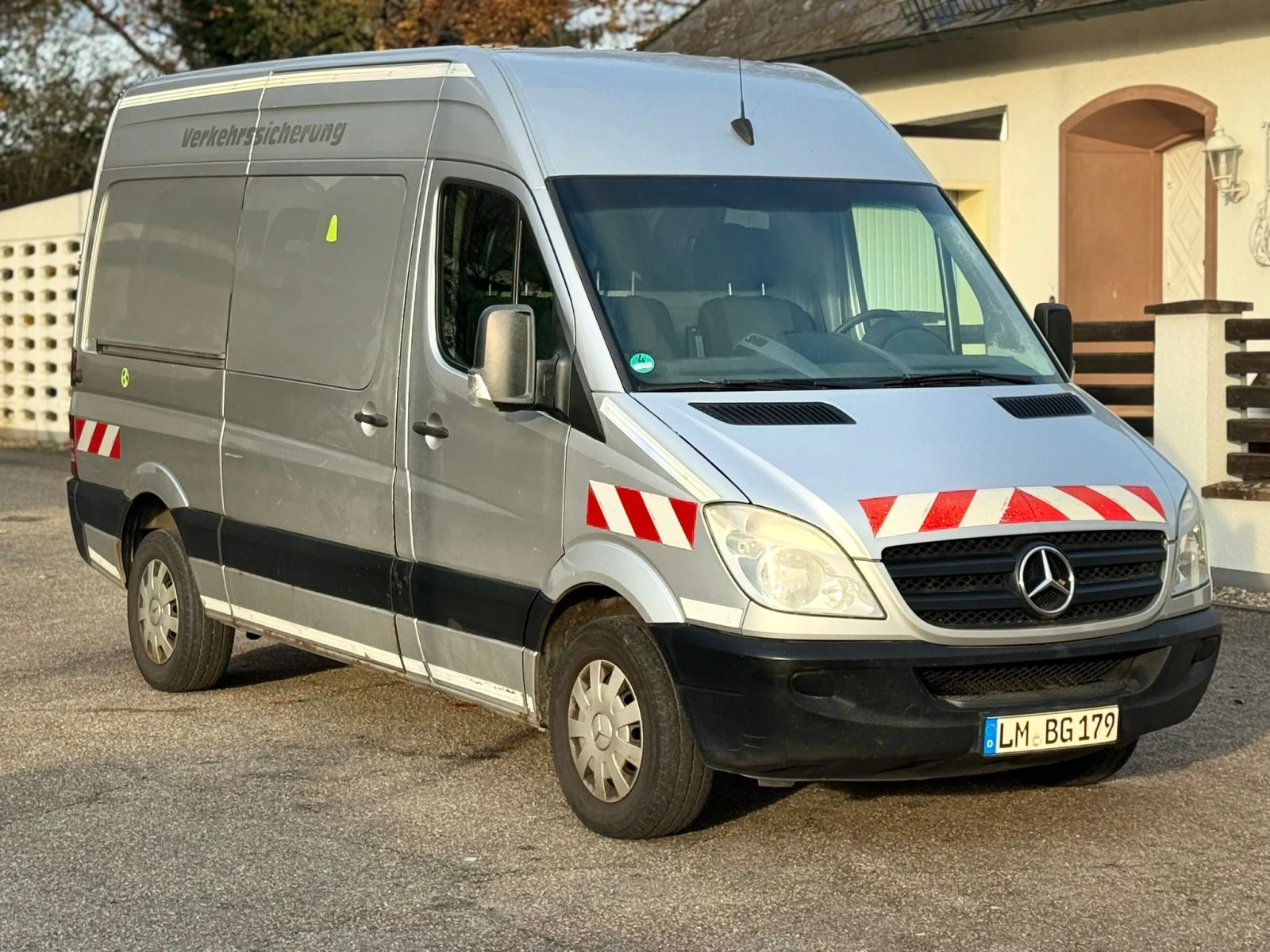 Mercedes-Benz Sprinter 318  - изображение 2