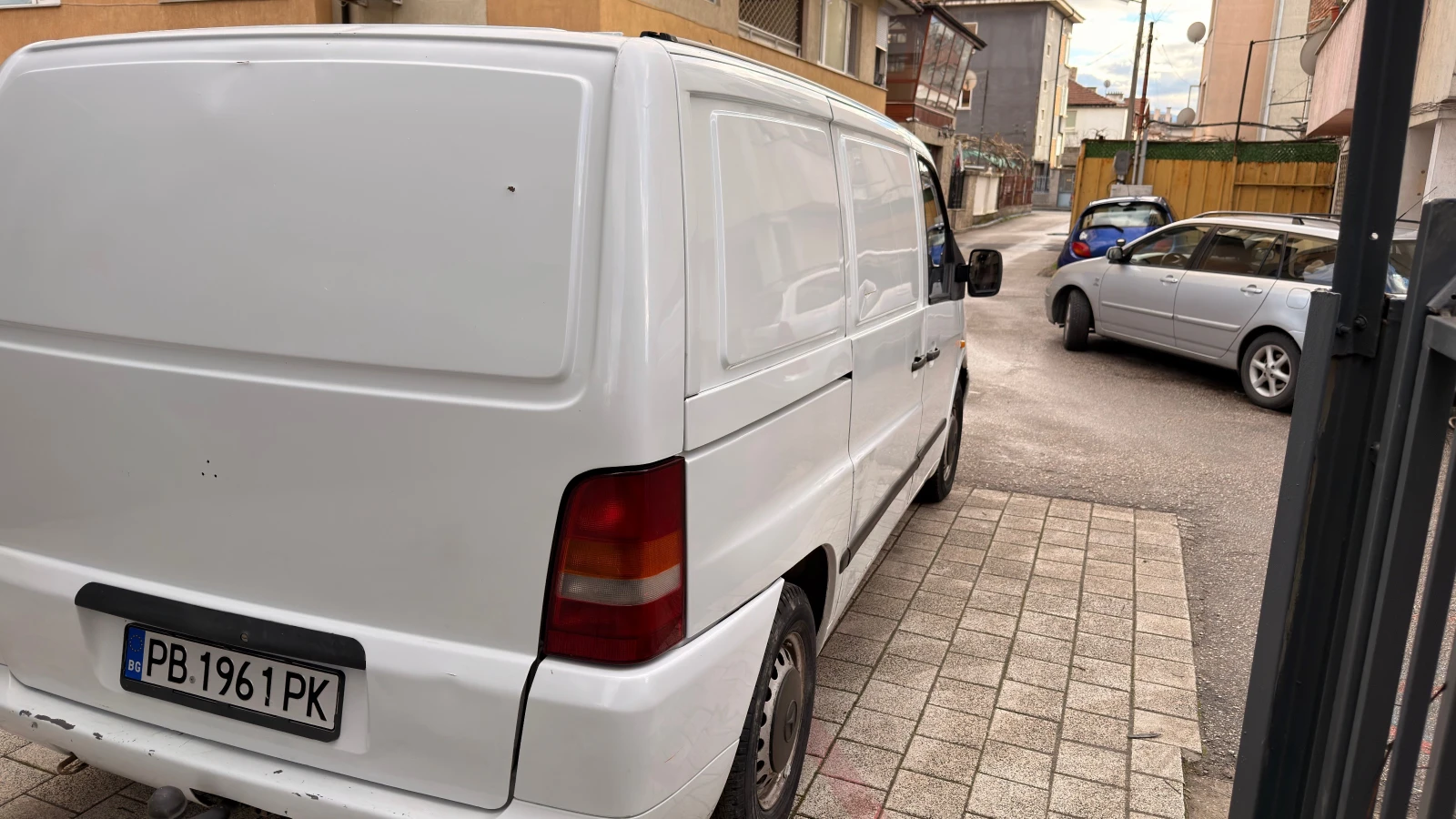 Mercedes-Benz Vito 108D - изображение 6