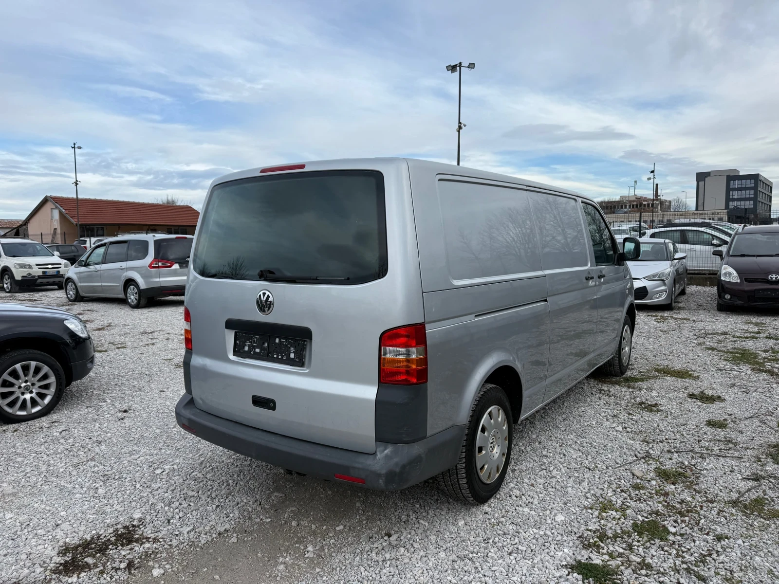 VW Transporter 2.5TDI KLIMA ДЪЛГА БАЗА - изображение 6