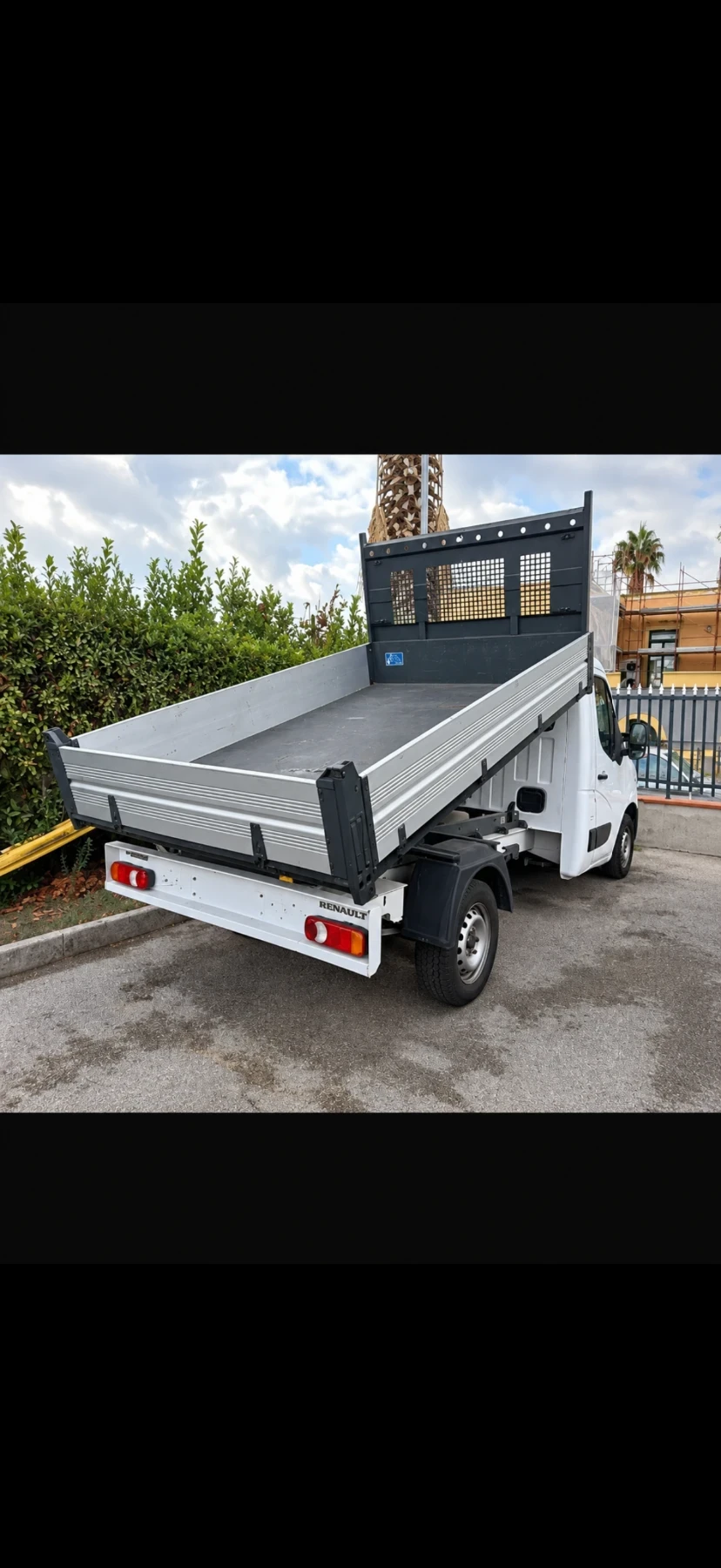 Renault Master Самосвал 23000 км , снимка 3 - Бусове и автобуси - 56412922