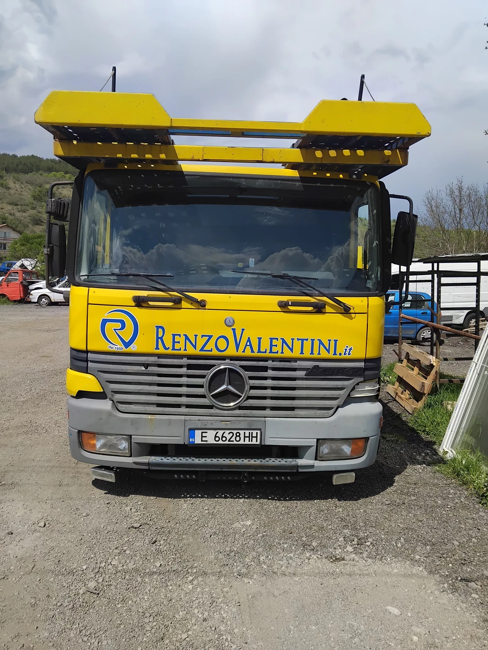 Mercedes-Benz Actros  - изображение 5