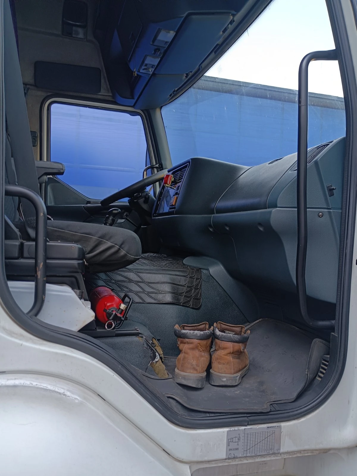 Renault Premium  - изображение 8