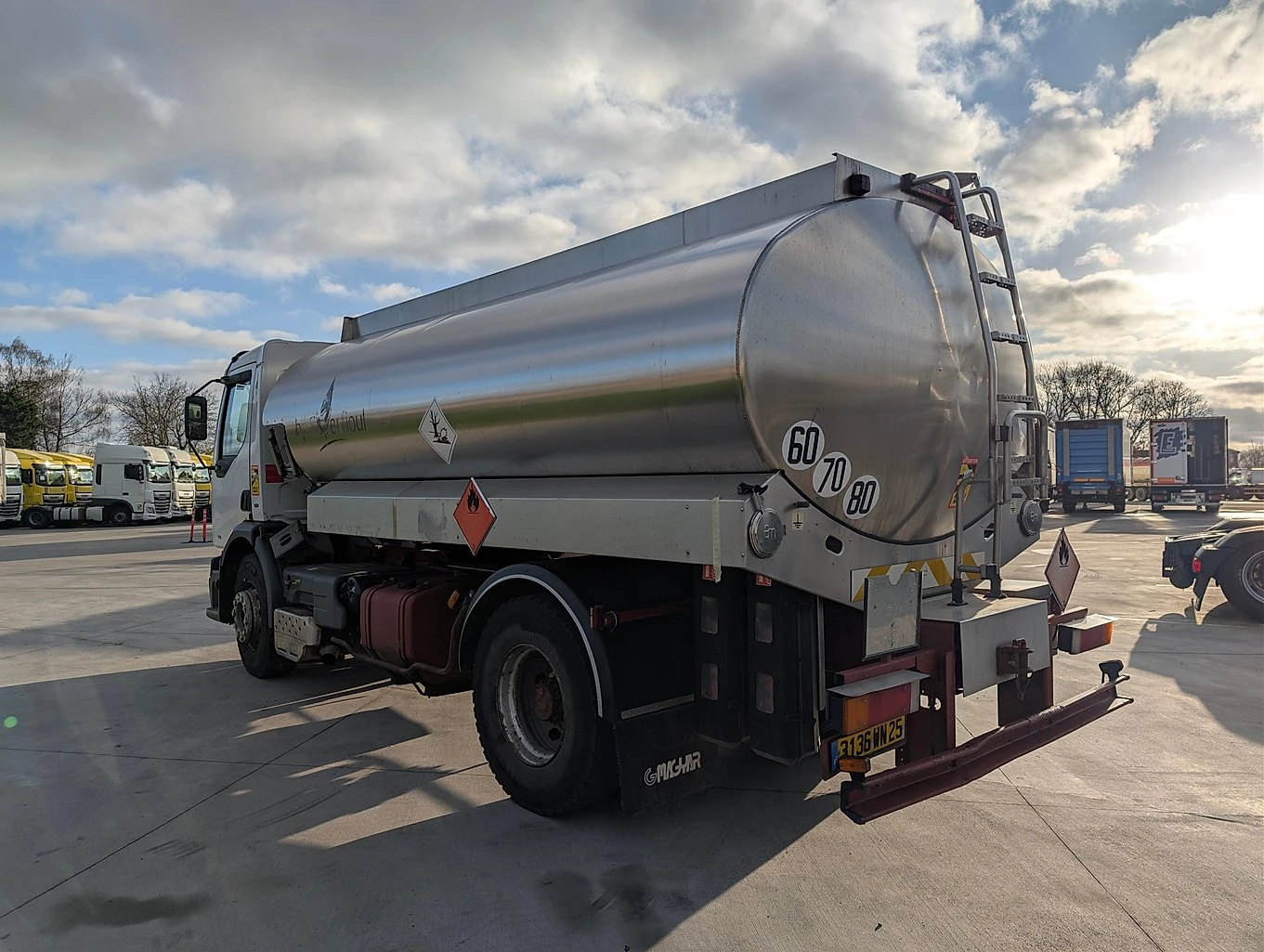 Renault Premium 300 - изображение 7