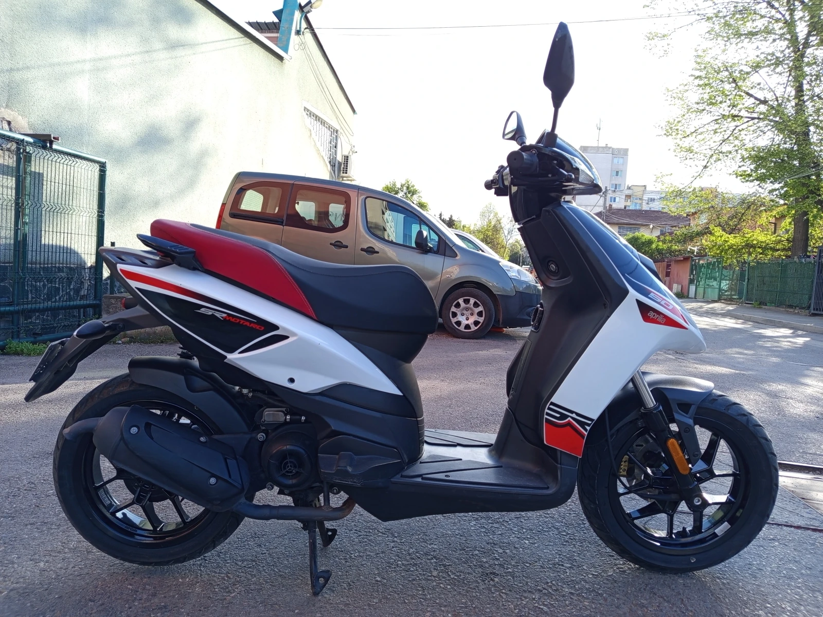 Aprilia Sr  - изображение 5