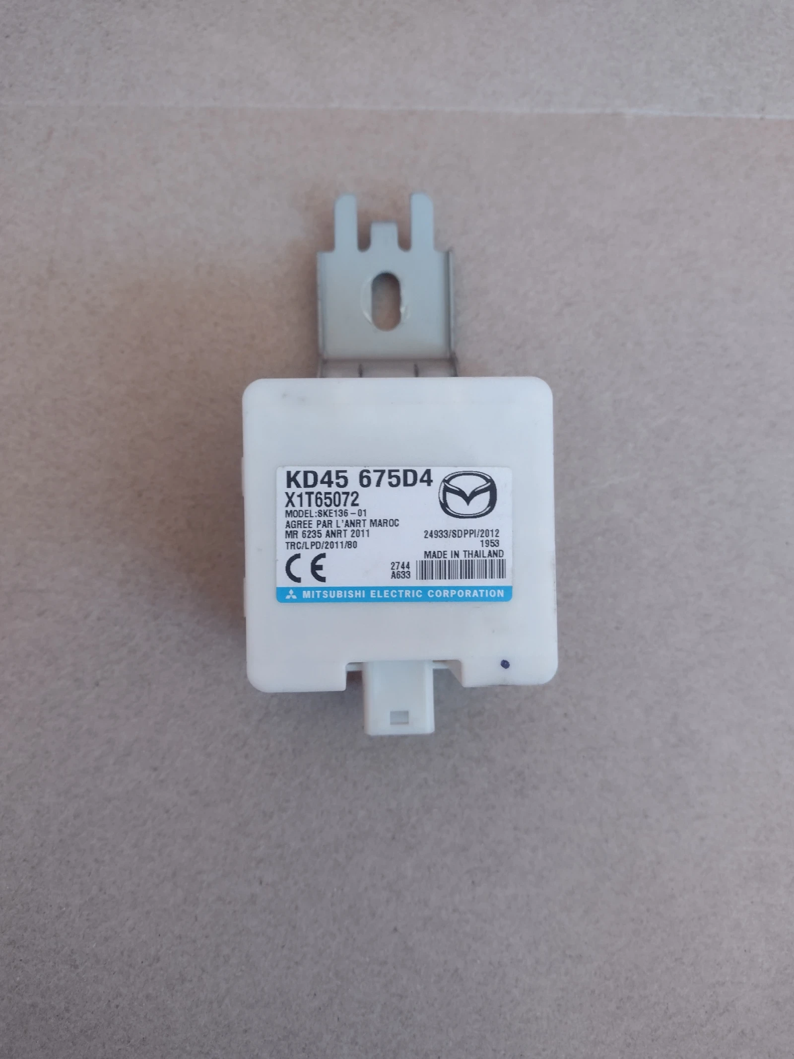 X1T65072   ��������� ����� MAZDA 3, 6, CX-5   KD45675D4   SKE136-01 | Mobile.bg � ����������� 1