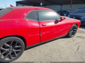 Dodge Challenger GT RWD, снимка 7