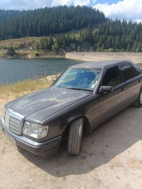 Mercedes-Benz 124 200E, снимка 3