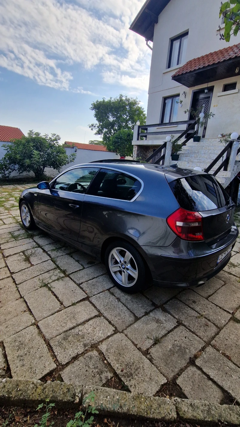 BMW 120 Facelift, снимка 10 - Автомобили и джипове - 47533538