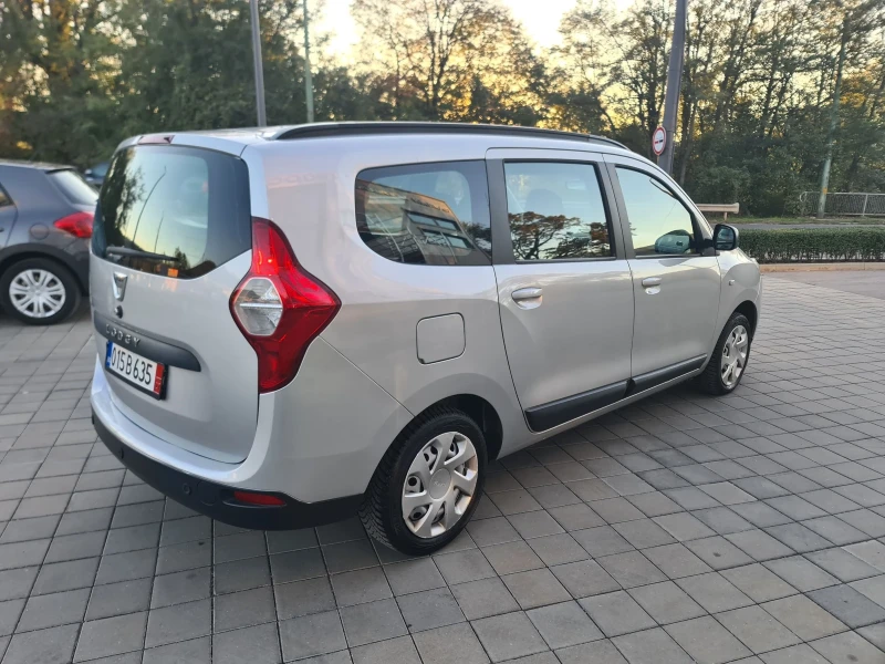 Dacia Lodgy 1.2 бензин 115кс., снимка 4 - Автомобили и джипове - 47723307