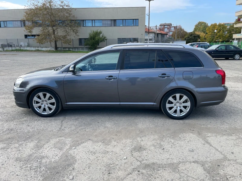 Toyota Avensis T25 Facelift , снимка 2 - Автомобили и джипове - 47789752