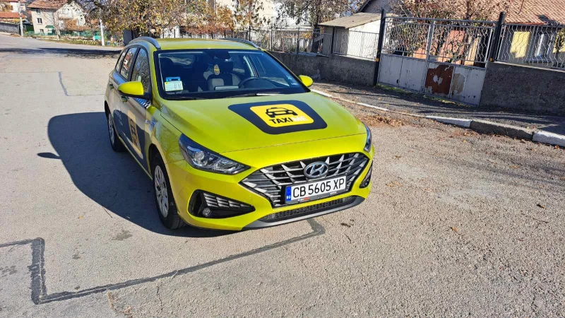 Hyundai I30 1.5 ГАЗ, снимка 1 - Автомобили и джипове - 47911270