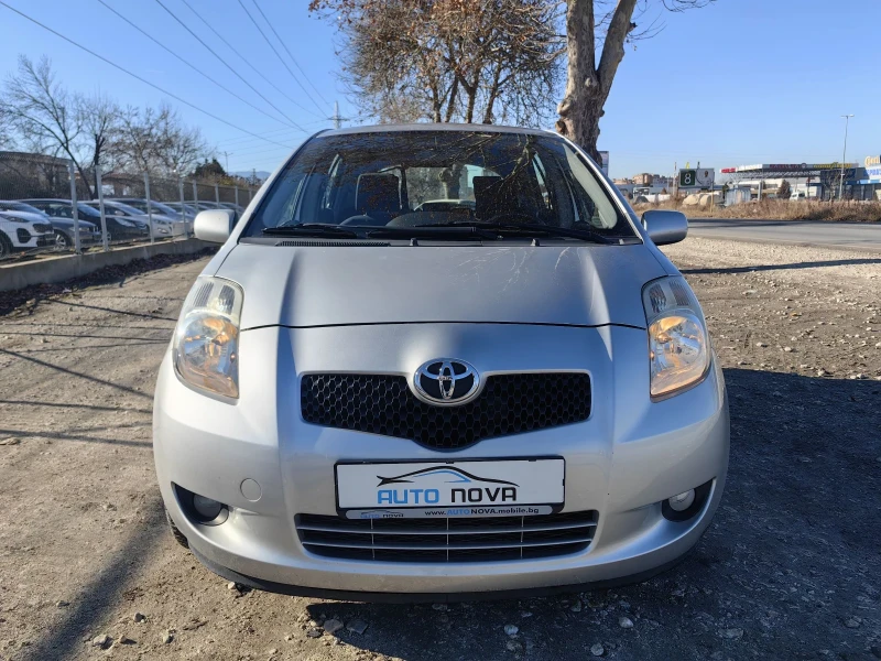 Toyota Yaris 1.3 87 К.С. БЕНЗИН!АВТОМАТ!160000КМ!, снимка 2 - Автомобили и джипове - 48506904