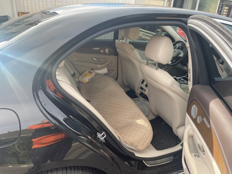 Mercedes-Benz E 350 9G-TRONIC  4-MATIC, снимка 6 - Автомобили и джипове - 52668628