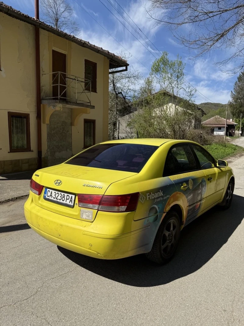 Hyundai Sonata 2.0 161hp, снимка 4 - Автомобили и джипове - 52334978